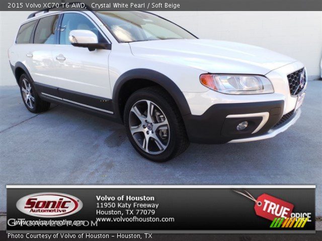 2015 Volvo XC70 T6 AWD in Crystal White Pearl