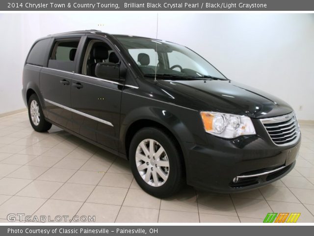 2014 Chrysler Town & Country Touring in Brilliant Black Crystal Pearl