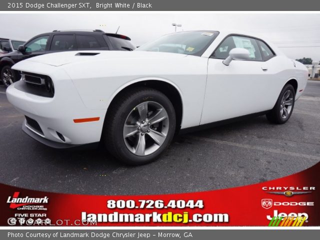 2015 Dodge Challenger SXT in Bright White