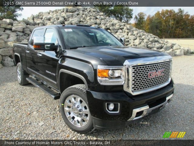 2015 GMC Sierra 2500HD Denali Crew Cab 4x4 in Onyx Black