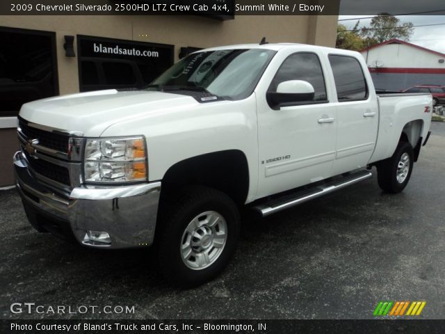 2009 Chevrolet Silverado 2500HD LTZ Crew Cab 4x4 in Summit White