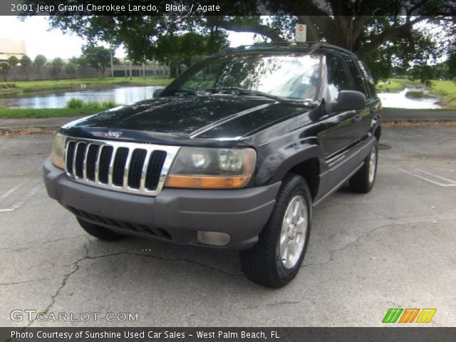 2001 Jeep Grand Cherokee Laredo in Black