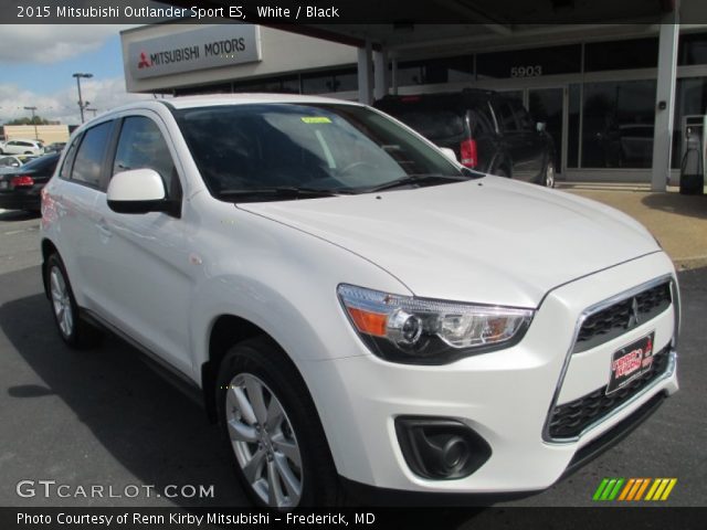 2015 Mitsubishi Outlander Sport ES in White