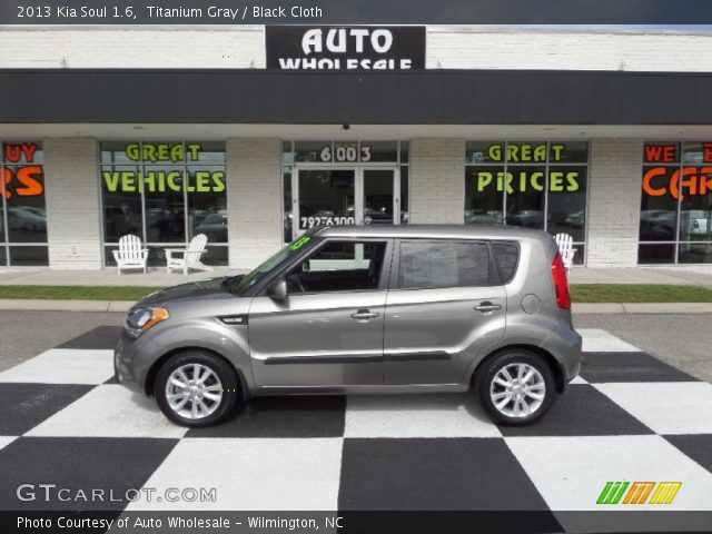 2013 Kia Soul 1.6 in Titanium Gray