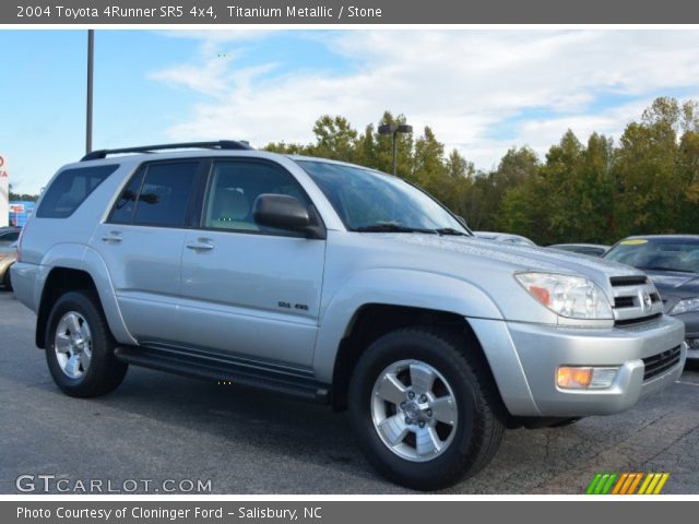 2004 Toyota 4Runner SR5 4x4 in Titanium Metallic