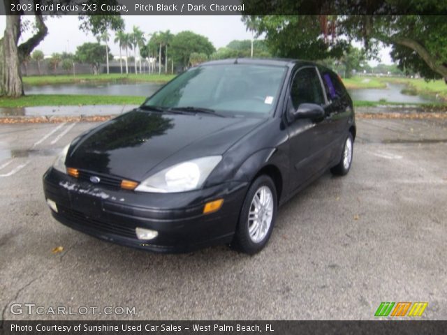 2003 Ford Focus ZX3 Coupe in Pitch Black