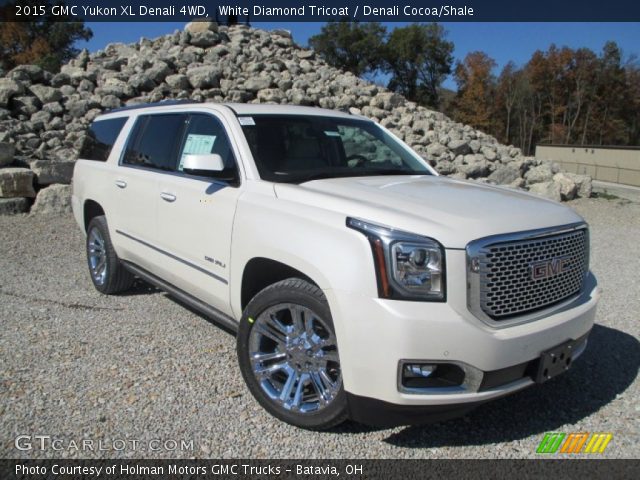 2015 GMC Yukon XL Denali 4WD in White Diamond Tricoat