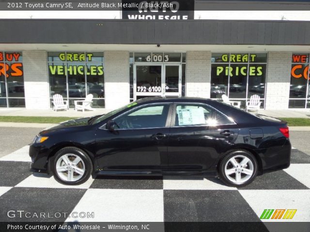 2012 Toyota Camry SE in Attitude Black Metallic
