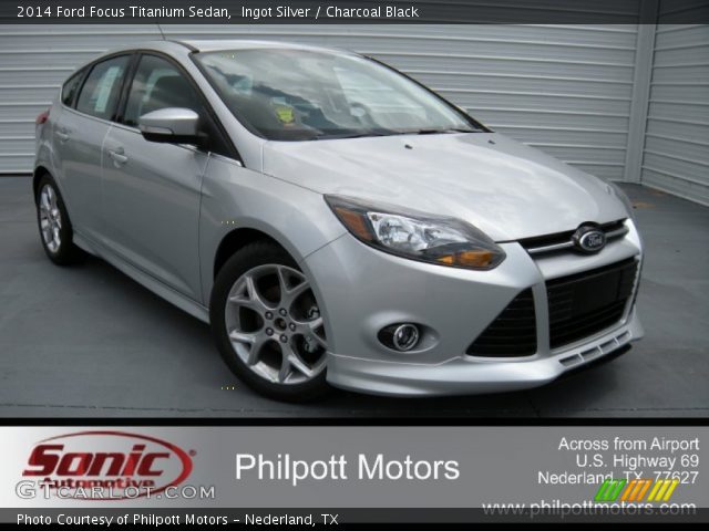 2014 Ford Focus Titanium Sedan in Ingot Silver