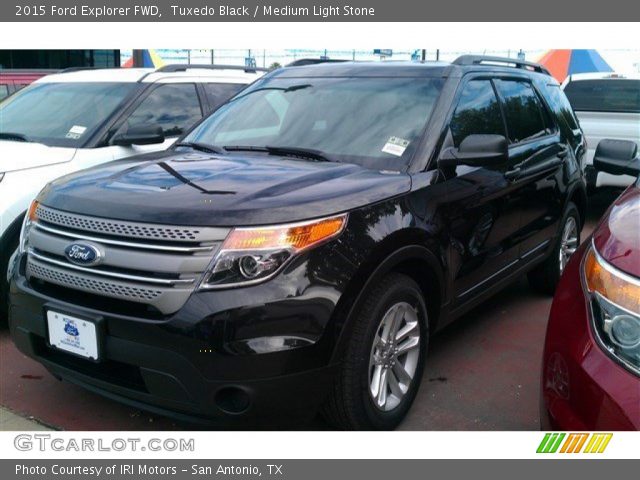 2015 Ford Explorer FWD in Tuxedo Black