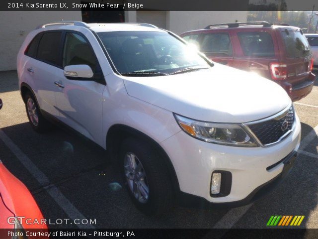 2014 Kia Sorento LX in Snow White Pearl