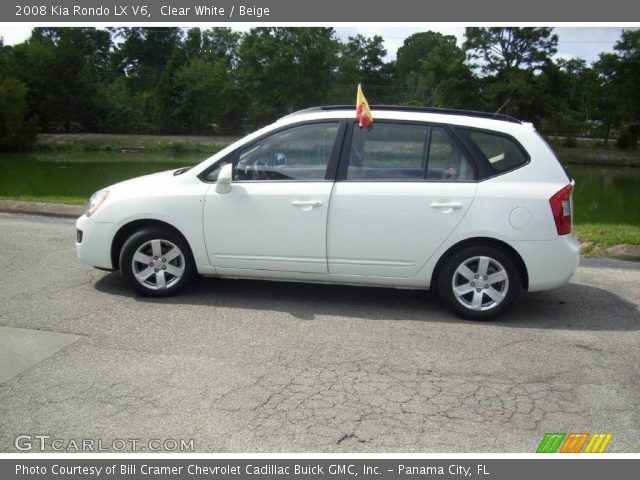 2008 Kia Rondo LX V6 in Clear White
