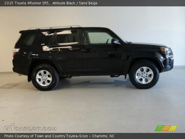 2015 Toyota 4Runner SR5 in Attitude Black