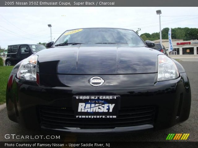 2005 Nissan 350Z Enthusiast Coupe in Super Black