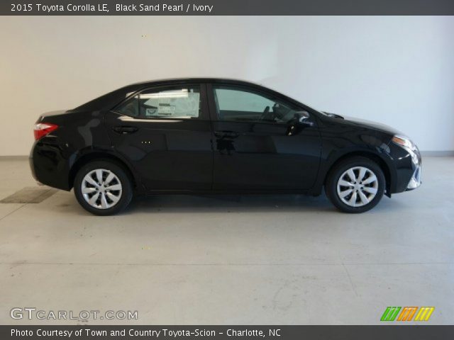 2015 Toyota Corolla LE in Black Sand Pearl