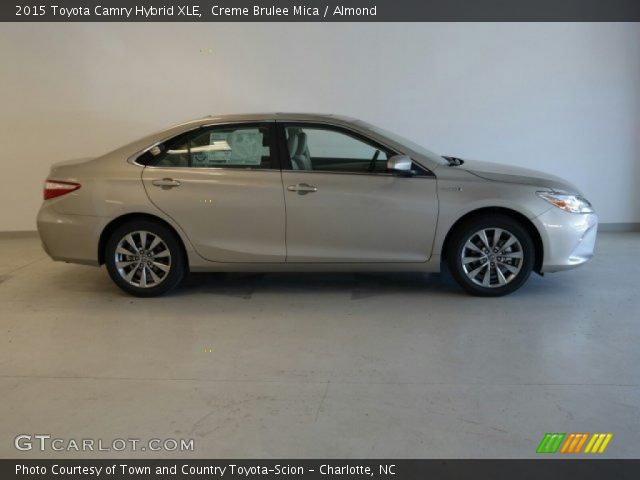 2015 Toyota Camry Hybrid XLE in Creme Brulee Mica