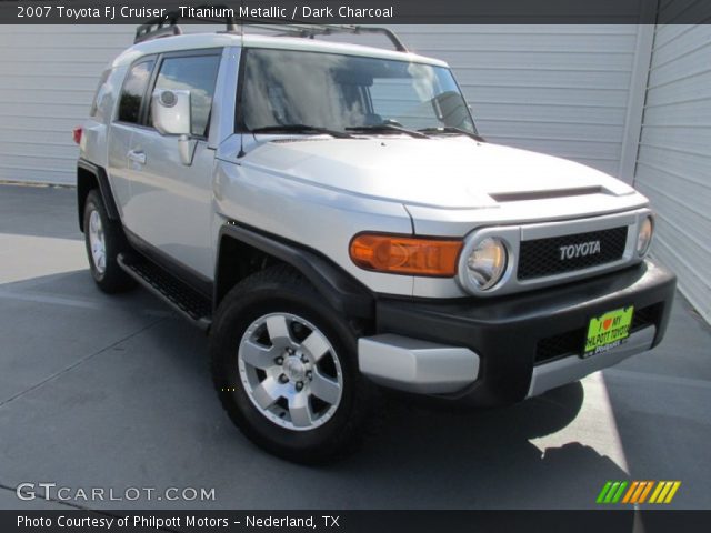 2007 Toyota FJ Cruiser  in Titanium Metallic