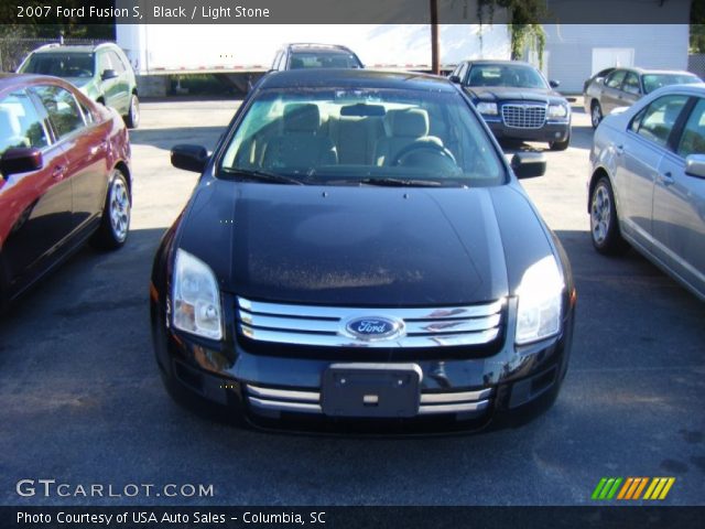 2007 Ford Fusion S in Black
