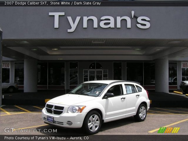 2007 Dodge Caliber SXT in Stone White