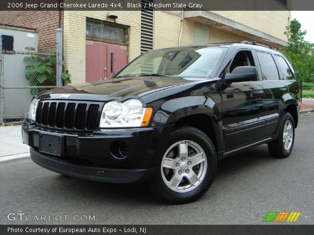 2006 Jeep Grand Cherokee Laredo 4x4 in Black