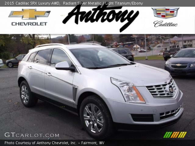 2015 Cadillac SRX Luxury AWD in Radiant Silver Metallic