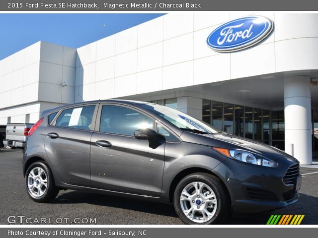 2015 Ford Fiesta SE Hatchback in Magnetic Metallic