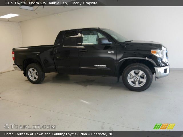 2015 Toyota Tundra SR5 Double Cab in Black