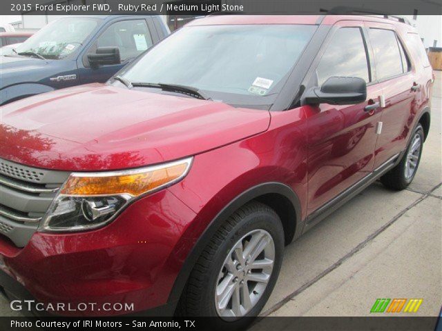 2015 Ford Explorer FWD in Ruby Red