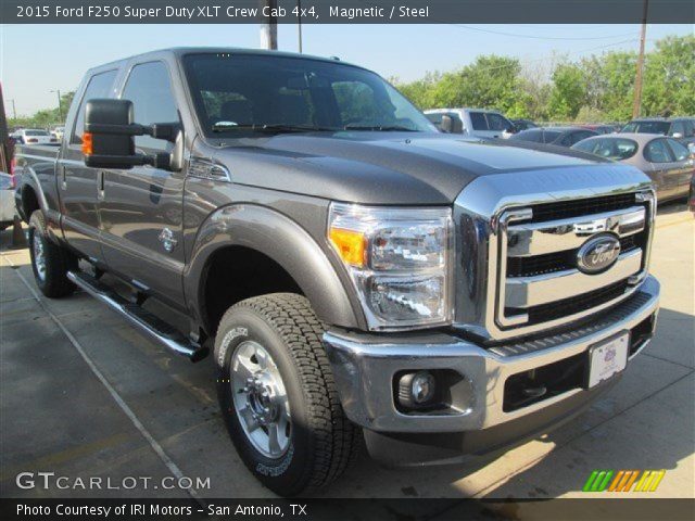 2015 Ford F250 Super Duty XLT Crew Cab 4x4 in Magnetic