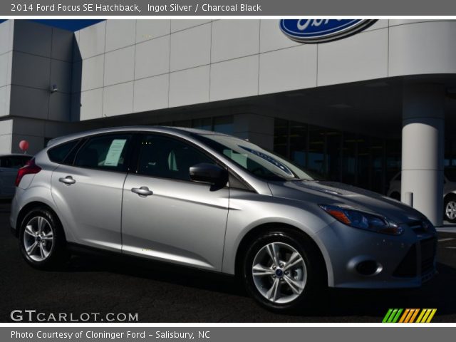 2014 Ford Focus SE Hatchback in Ingot Silver