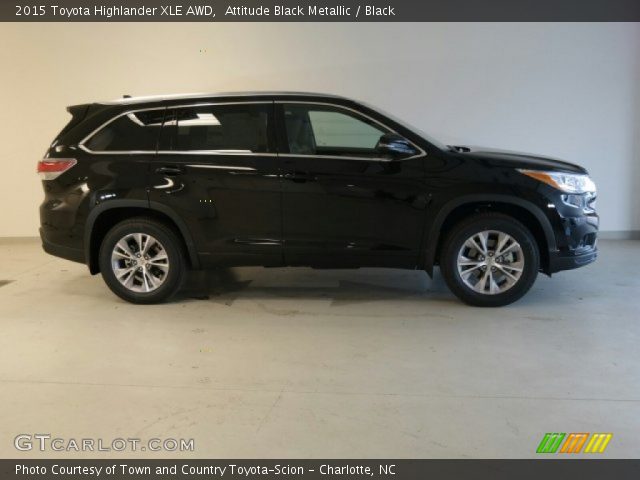2015 Toyota Highlander XLE AWD in Attitude Black Metallic