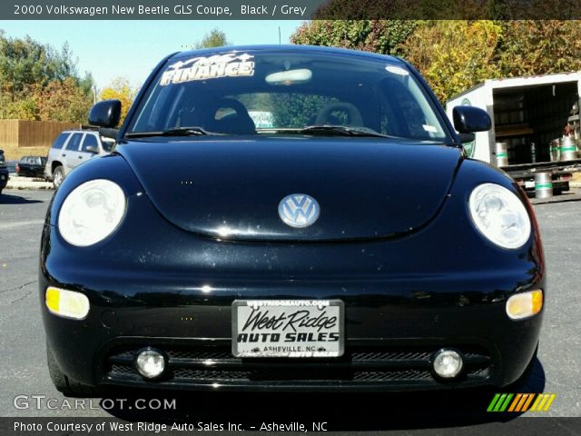 2000 Volkswagen New Beetle GLS Coupe in Black