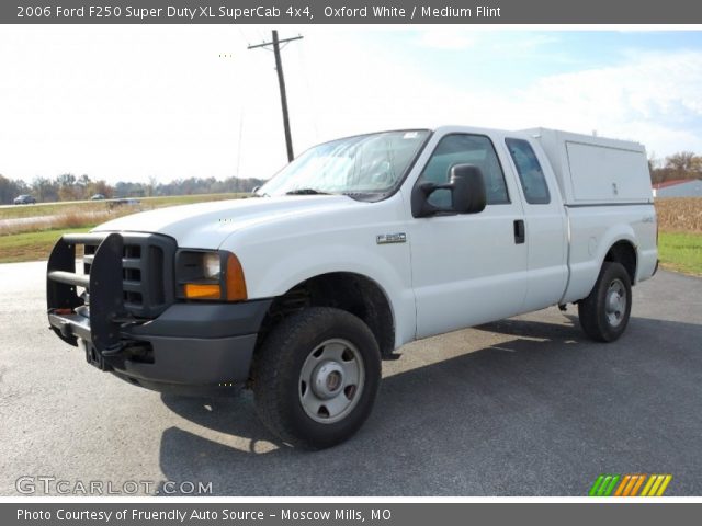 2006 Ford F250 Super Duty XL SuperCab 4x4 in Oxford White