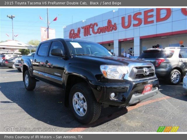 2015 Toyota Tacoma V6 PreRunner Double Cab in Black