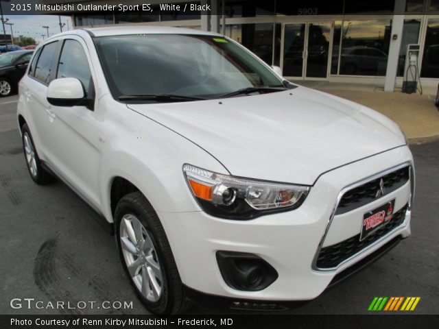 2015 Mitsubishi Outlander Sport ES in White