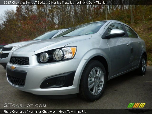 2015 Chevrolet Sonic LT Sedan in Silver Ice Metallic