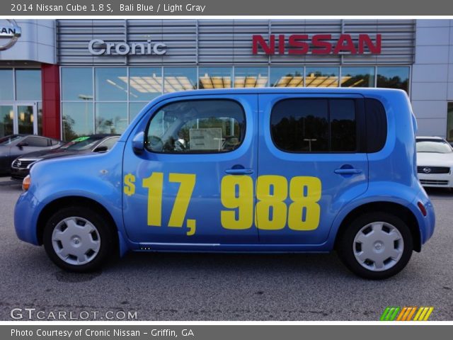 2014 Nissan Cube 1.8 S in Bali Blue