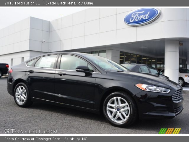 2015 Ford Fusion SE in Tuxedo Black Metallic