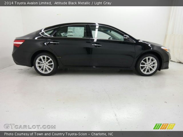 2014 Toyota Avalon Limited in Attitude Black Metallic
