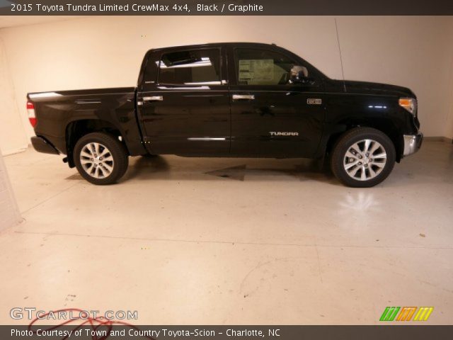 2015 Toyota Tundra Limited CrewMax 4x4 in Black