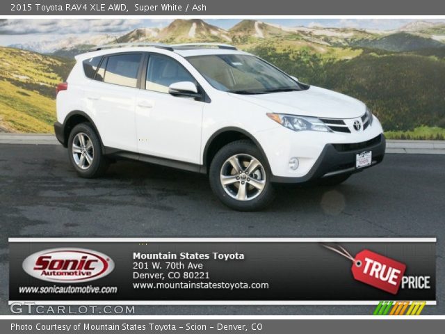 2015 Toyota RAV4 XLE AWD in Super White