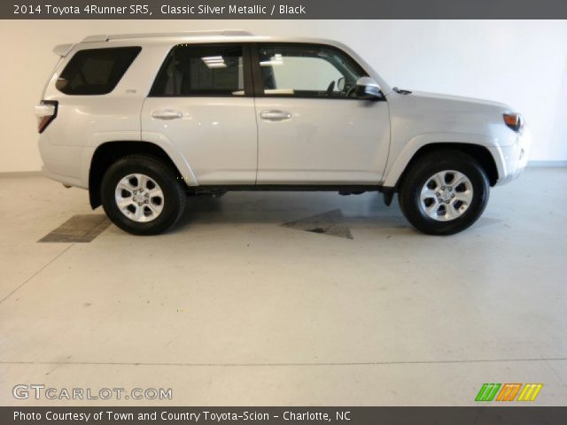 2014 Toyota 4Runner SR5 in Classic Silver Metallic