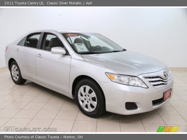 2011 Toyota Camry LE in Classic Silver Metallic