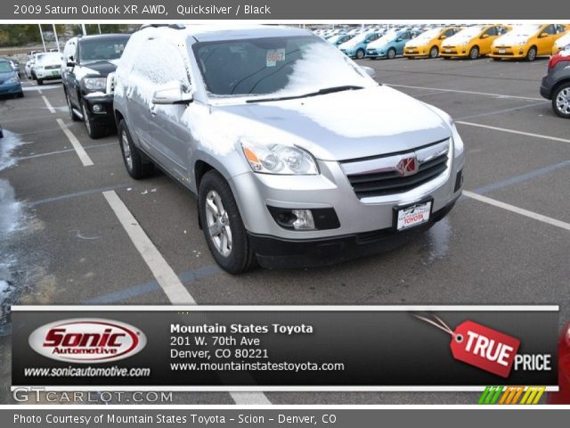 2009 Saturn Outlook XR AWD in Quicksilver