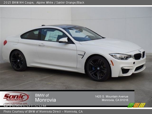 2015 BMW M4 Coupe in Alpine White