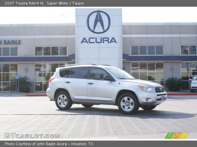 2007 Toyota RAV4 I4 in Super White
