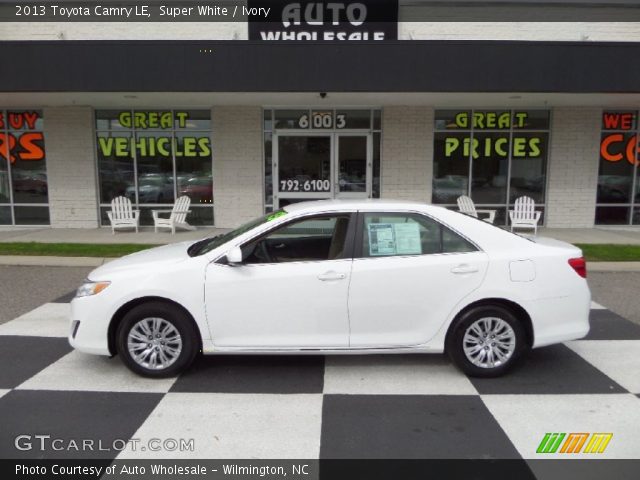 2013 Toyota Camry LE in Super White