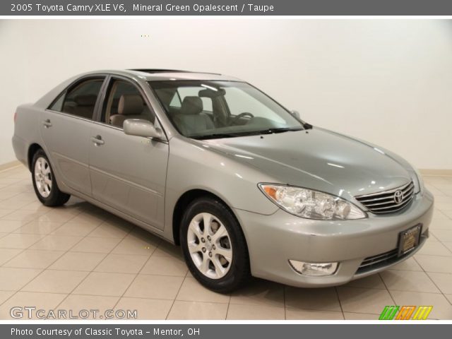 2005 Toyota Camry XLE V6 in Mineral Green Opalescent