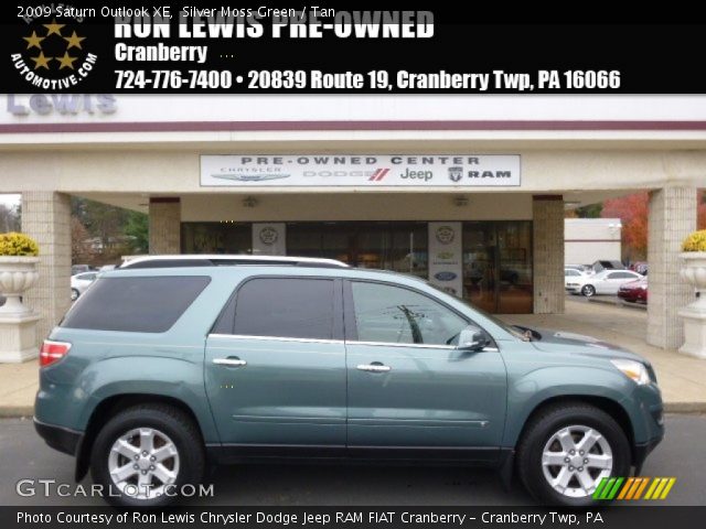 2009 Saturn Outlook XE in Silver Moss Green