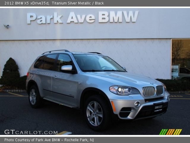 2012 BMW X5 xDrive35d in Titanium Silver Metallic